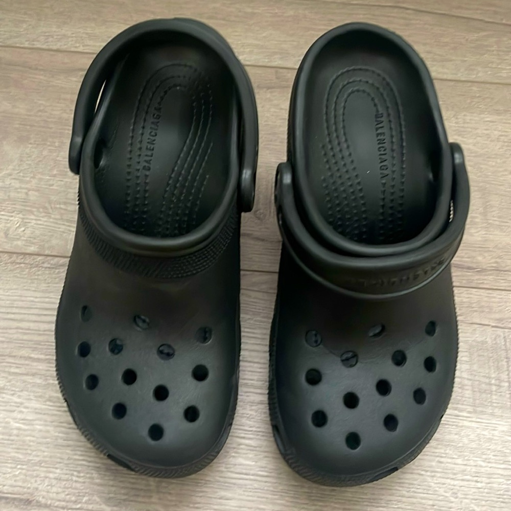 Balenciaga crocs